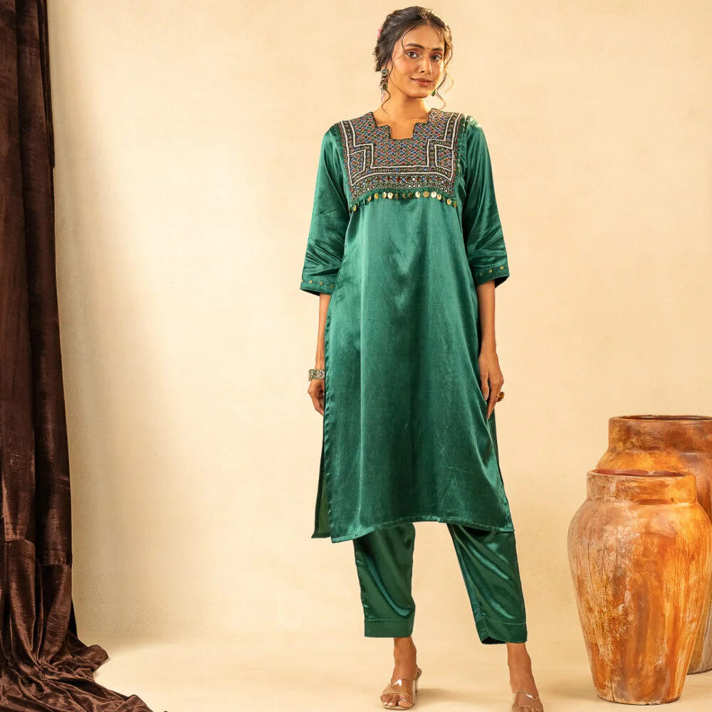 Kutchi Patch Green Cord-Set