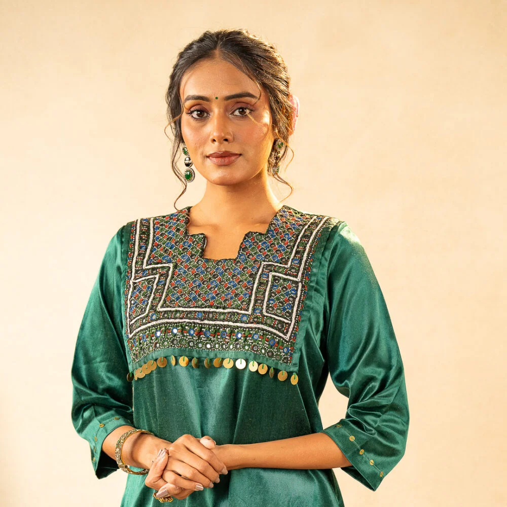 Kutchi Patch Green Cord-Set