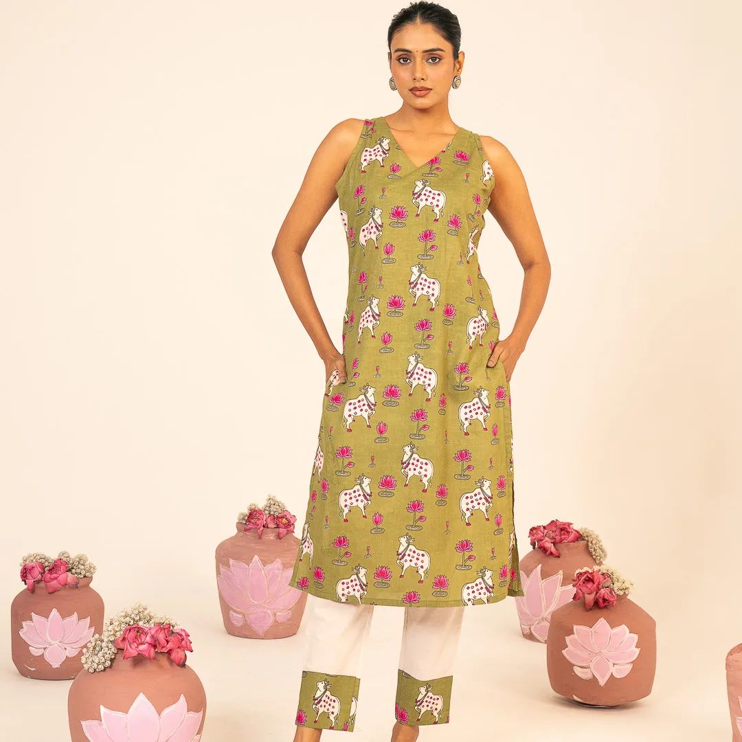 Dhenu sleeveless Kurta Set