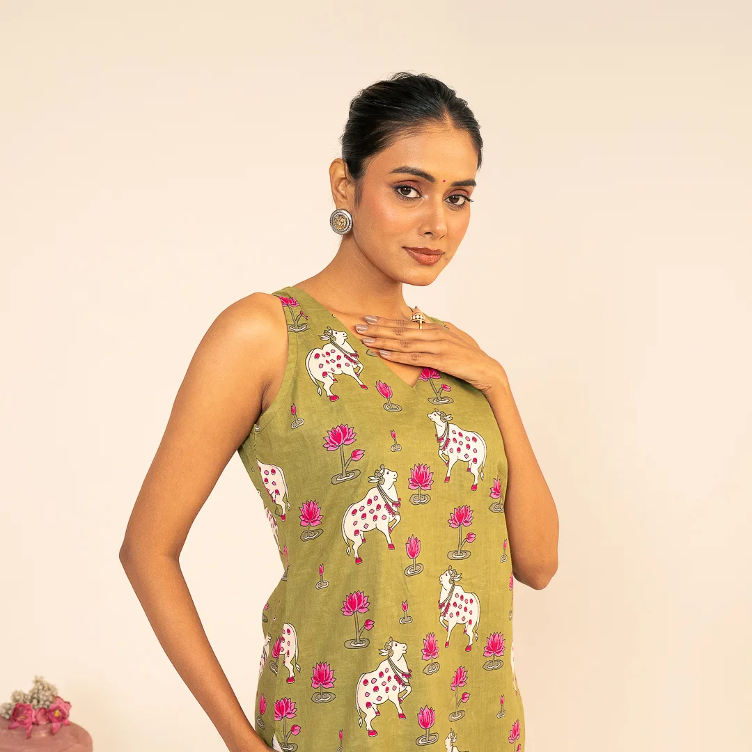 Dhenu sleeveless Kurta Set