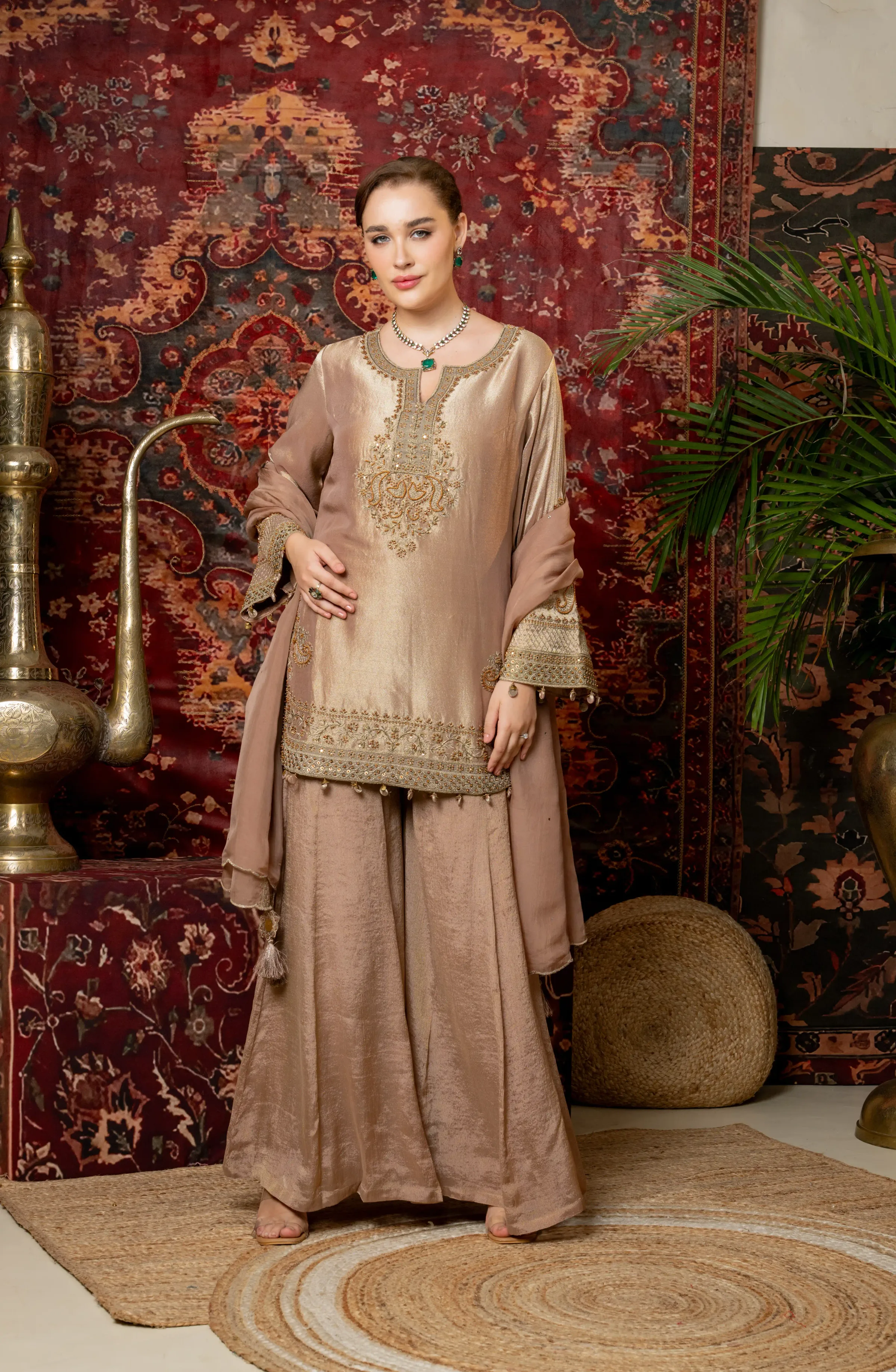 Zarmina Grace Embroidered Kurta Set